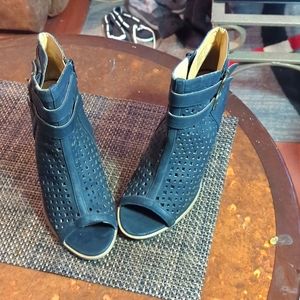 Brash summer ankle boots